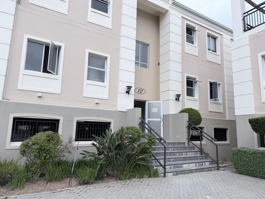 To Let Commercial Property for Rent in Somerset Ridge Western Cape